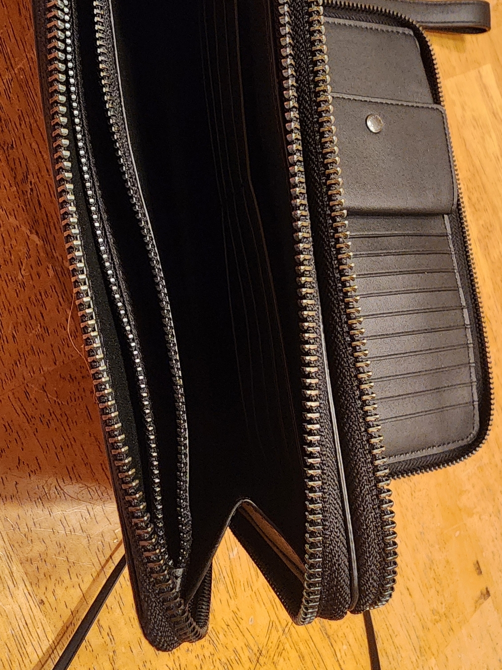 Coach Double Zip Travel Organizer Wallet Black Embossed Leather - Picture 15 of 16